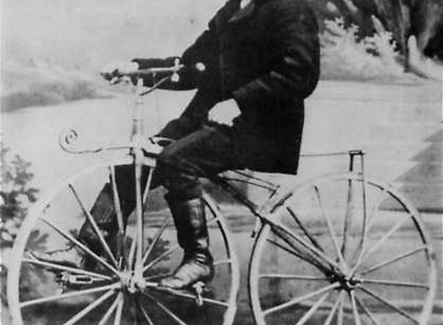 Photo of История возникновения белых велосипедов